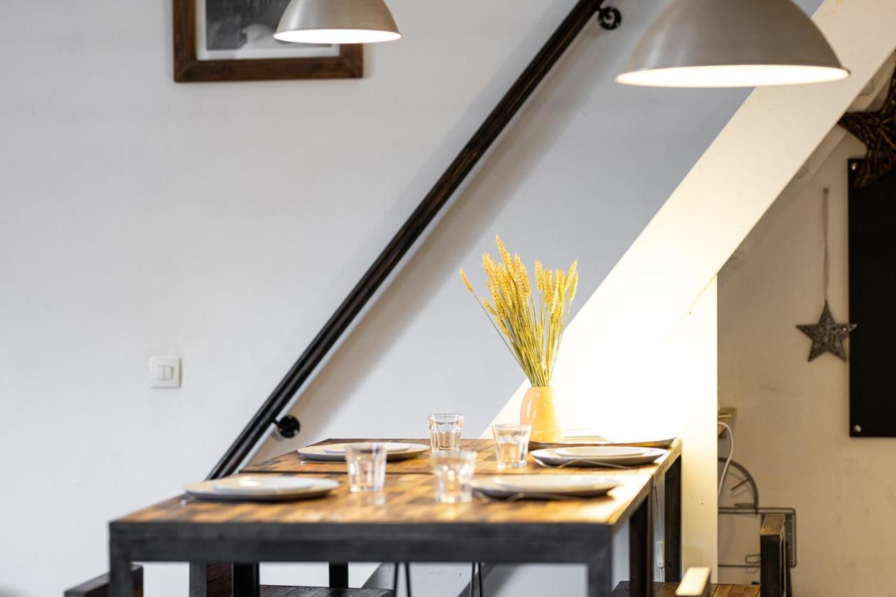 Ferienwohnung Le Philosophe - Flat In The Heart Of Annecy'S Old Town Exterior foto